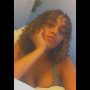 Meet your Posher, Linoshka